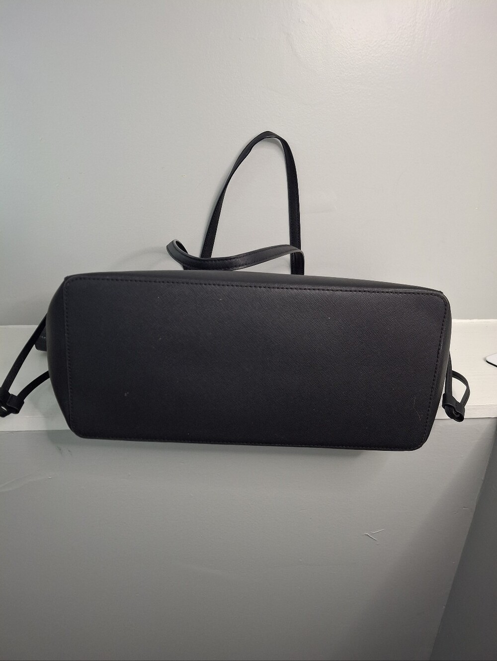 Michael Kors Large Black Saffiano Tote + Matching Wristlet Wallet Set EUC - Picture 3 of 7